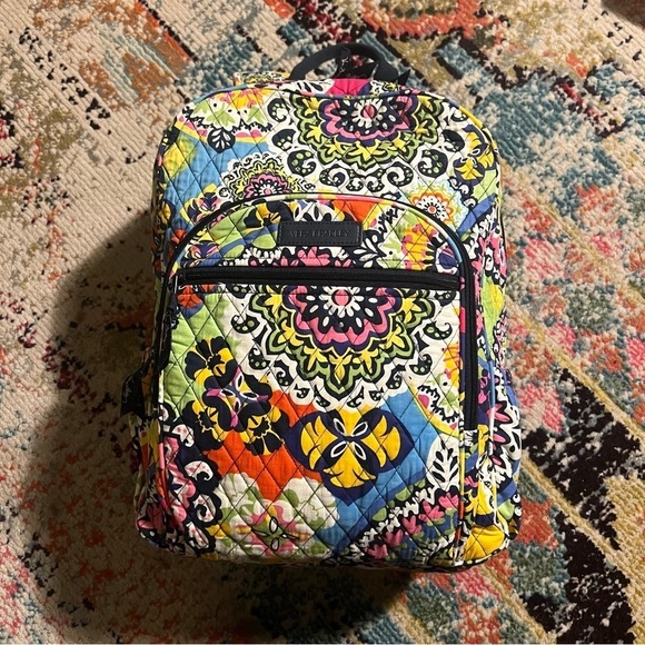 Vera Bradley like new condition backpack main image 10